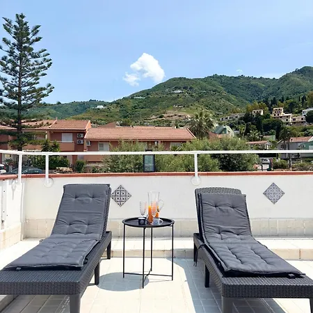 Belvedere Santa Lucia * Cefalù