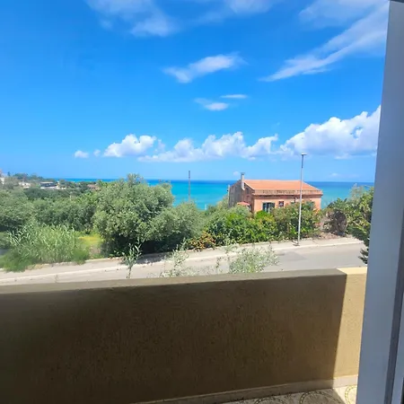 Belvedere Santa Lucia * Cefalù